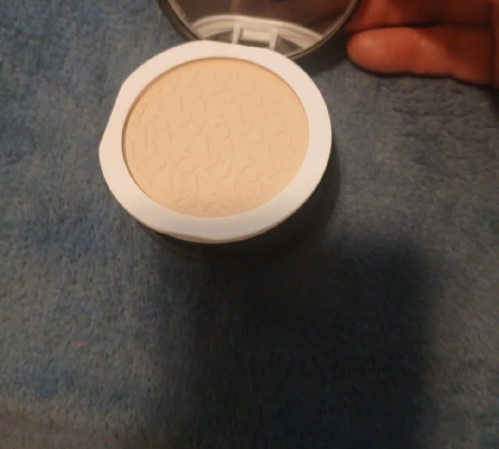 BareMinerals Pressed Powder Foundation Compact - Fairly Light 03